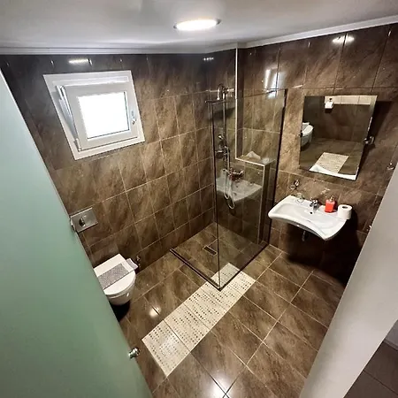 Crystal Blue 아파트 *