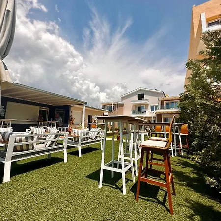 Crystal Blue Διαμέρισμα Ποτός