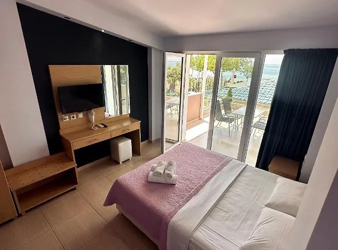 Apartment Crystal Blue Potos