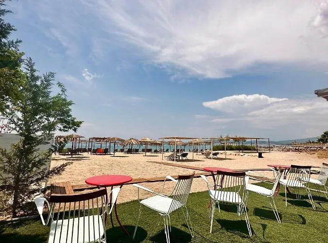 Apartment Crystal Blue